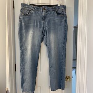 Democracy Light Blue straight leg jeans